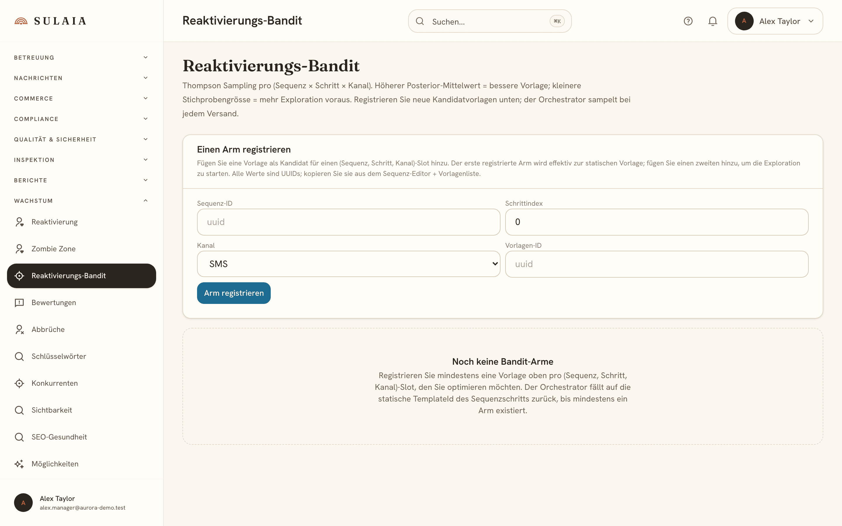 Der Willkommen zurück-Bandit-Bildschirm zeigt ein Posteriorverteilungs-Diagramm und eine Tabelle der Template-Varianten mit Konversionsraten.